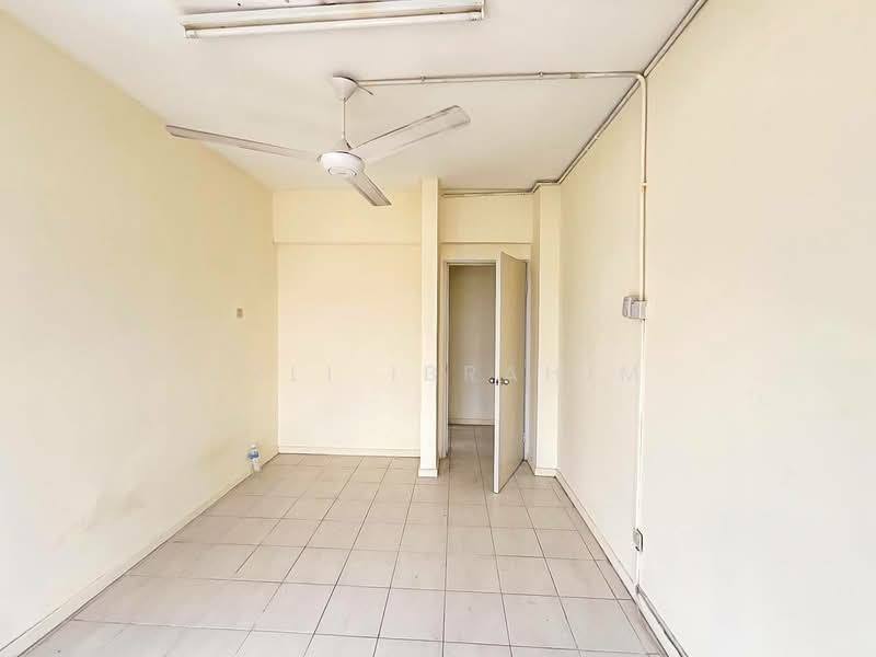 Condominium for Sale at Warisan City View - Azli Ibrahim - Interior - PropertyGuru.com.my