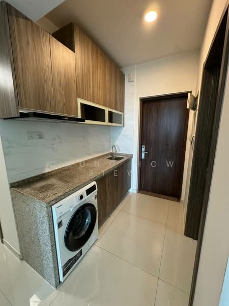 Apartment for Rent at Regalia Park @ Forest City - Chung How Siew - Kitchen - PropertyGuru.com.my