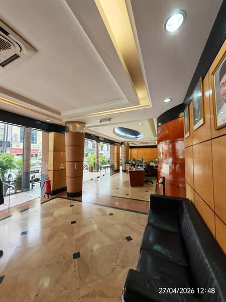 Shop / Office for Sale in Seri Kembangan (Selangor) - Katty Soon - Entrance - PropertyGuru.com.my