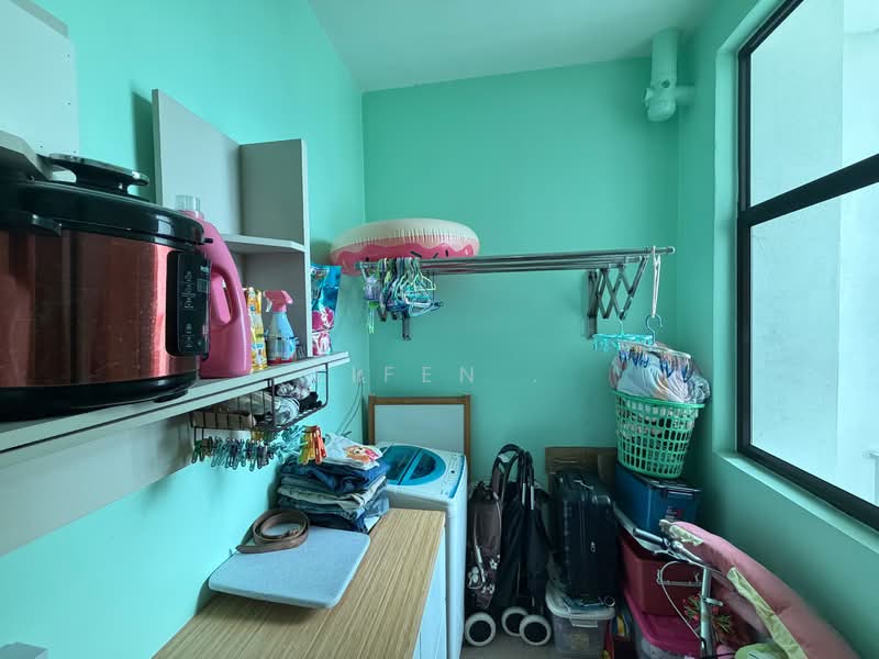 Service Residence for Sale at D'Summit Residences - Lifen . - Interior - PropertyGuru.com.my