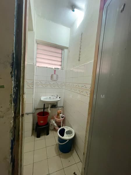 Sri Tioman II untuk Untuk Dijual - RM 220,000, Mac 2026 - Bathroom - PropertyGuru.com.my
