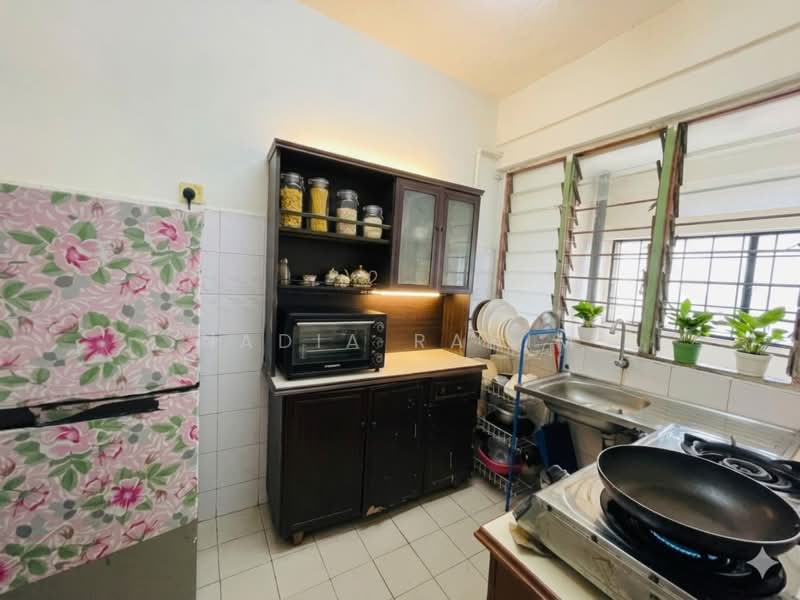 Sri Tioman II untuk Untuk Dijual - RM 220,000, Mac 2026 - Kitchen - PropertyGuru.com.my