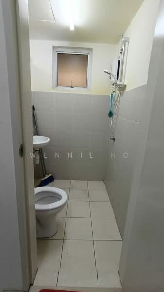 Pangsapuri untuk Dijual di Simfoni @ Eco Majestic - Wennie Ho - Bathroom - PropertyGuru.com.my
