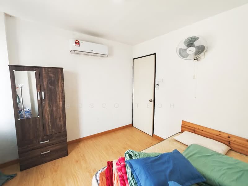 For Rent - Desa Green