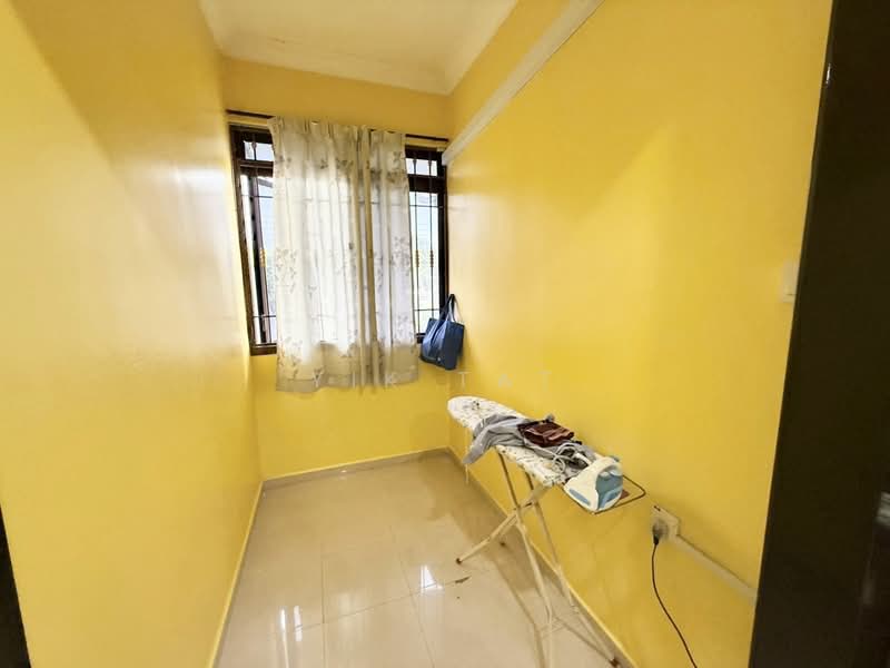 2-storey Terraced House for Sale in Taman Molek (Johor Bahru) - Yik Tat - PropertyGuru.com.my