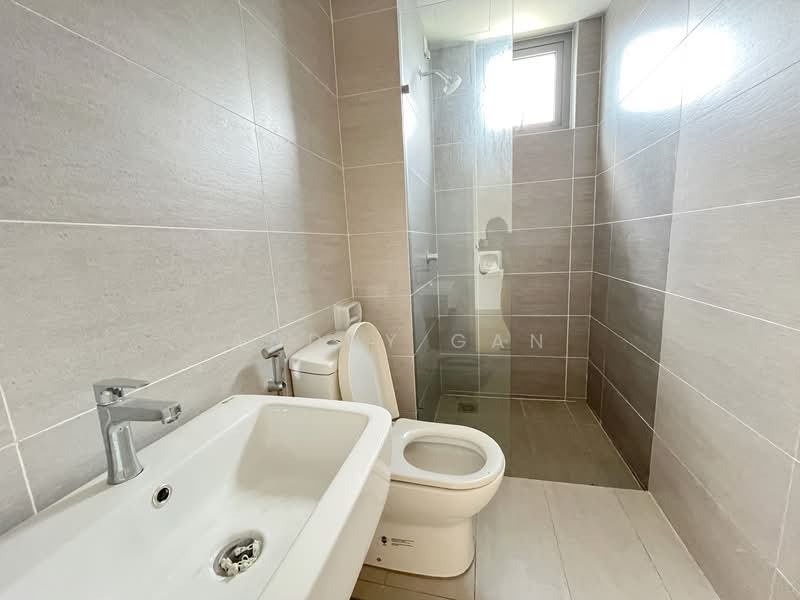Service Residence for Sale at Gravit8, Klang - Anddy Gan - Bathroom - PropertyGuru.com.my