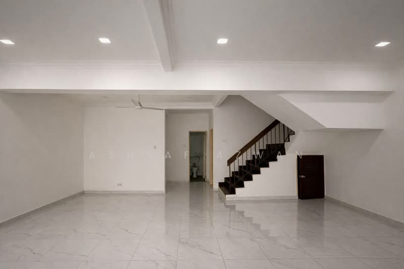 Semi-Detached House for Sale in Taman Cuepacs (Cheras) - Ashraf Azwan - Living Room - PropertyGuru.com.my