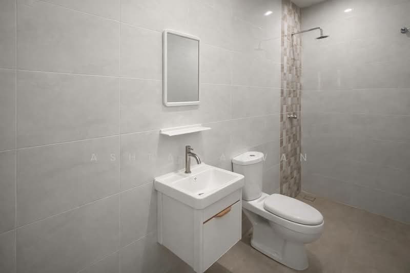 Semi-Detached House for Sale in Taman Cuepacs (Cheras) - Ashraf Azwan - Bathroom - PropertyGuru.com.my