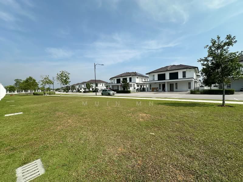 Semi-Detached House for Sale in Shah Alam (Selangor) - Muin Mn - Exterior - PropertyGuru.com.my