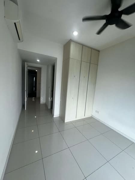 Condominium for Rent at The Elysia Park Residence - Jermain Tee - Corridor - PropertyGuru.com.my