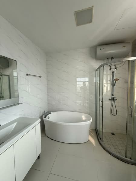 Cerulean Bay @ Forest City untuk Untuk Disewa - RM 3,300 /bulan, Apr 2026 - Bathroom - PropertyGuru.com.my