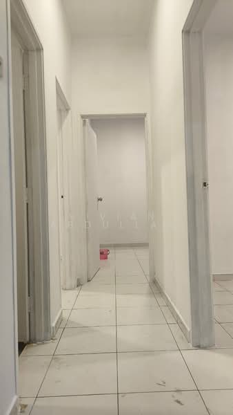 Service Residence for Sale at Jentayu Residensi @ Tampoi - Vivian Abdullah - Corridor - PropertyGuru.com.my