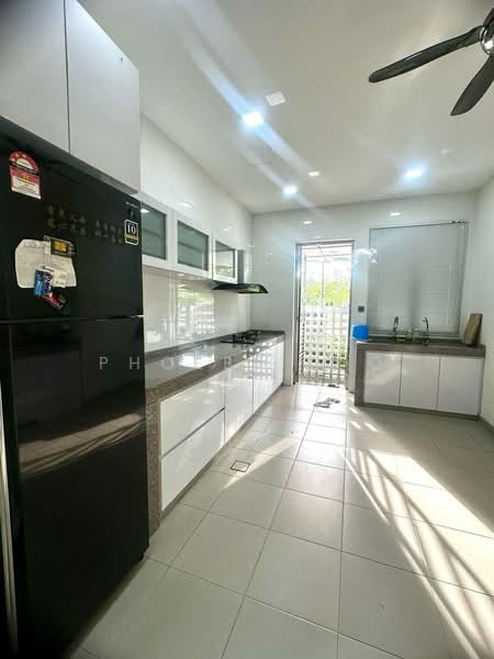 2-storey Terraced House for Rent in East Ledang (Iskandar Puteri (Nusajaya)) - Phoebe Foo - Kitchen - PropertyGuru.com.my