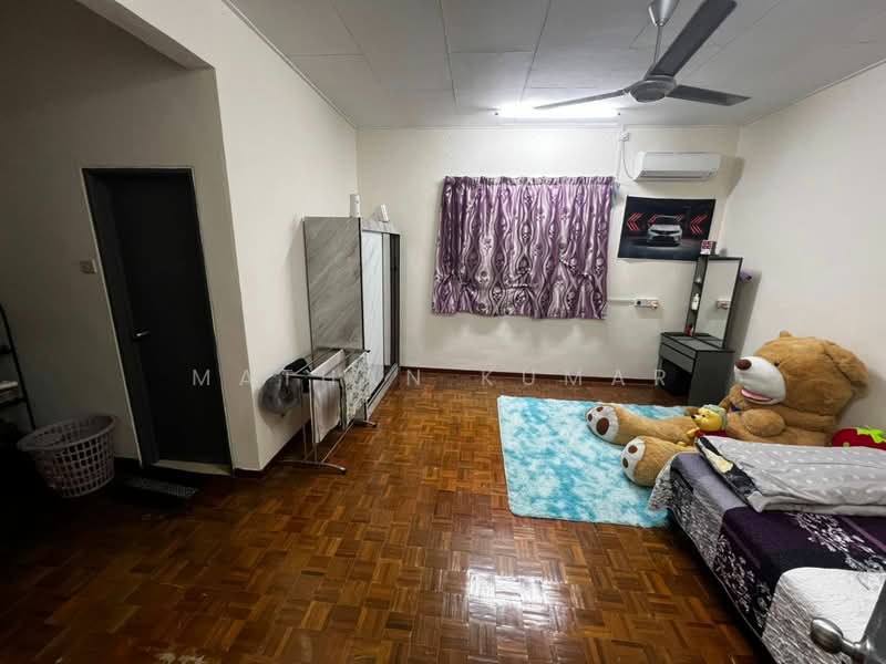 2-storey Terraced House for Sale in Johor Bahru (Johor) - Mathan Kumar - Bedroom - PropertyGuru.com.my