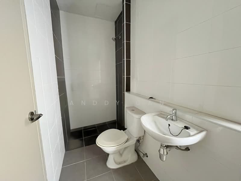 Semi-Detached House for Sale in Telok Panglima Garang (Selangor) - Anddy Gan - Bathroom - PropertyGuru.com.my