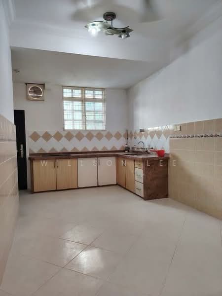 Taman Machang Bubok Terrace untuk Untuk Disewa - RM 1,400 /bulan, Mac 2026 - Kitchen - PropertyGuru.com.my