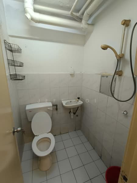 Prima Setapak Flat untuk Untuk Disewa - RM 900 /bulan, Apr 2026 - Bathroom - PropertyGuru.com.my