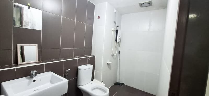 Service Residence for Rent at The Garden Residences - CK Lim - Bathroom - PropertyGuru.com.my