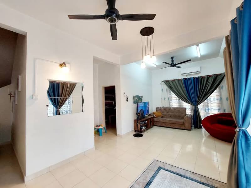 Semi-Detached House for Sale in Nilai Impian (Nilai) - Eda Zainal - Living Room - PropertyGuru.com.my