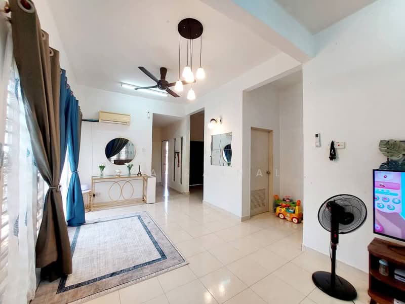Semi-Detached House for Sale in Nilai Impian (Nilai) - Eda Zainal - Living Room - PropertyGuru.com.my