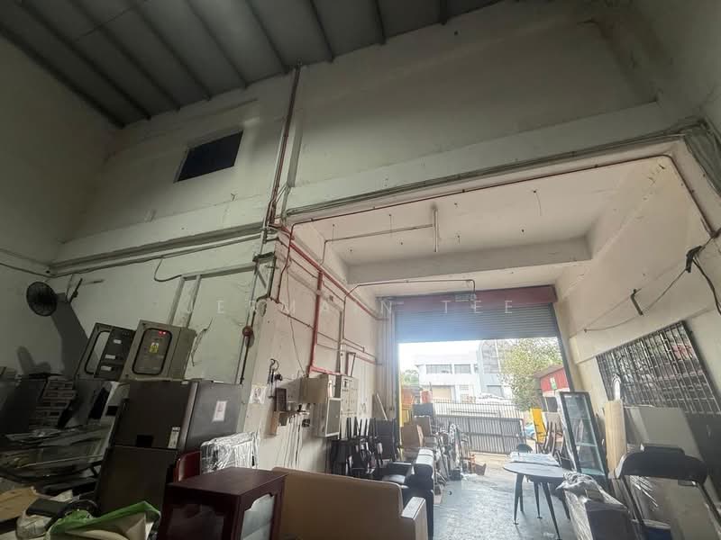 Semi-D Factory for Rent in Taman Perindustrian Cemerlang (Ulu Tiram) - Jermain Tee - Interior - PropertyGuru.com.my