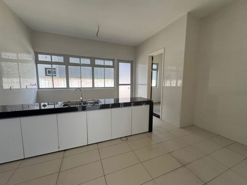 Semi-Detached House for Sale in Taman Ekoflora (Johor Bahru) - Jaffrey . - Kitchen - PropertyGuru.com.my