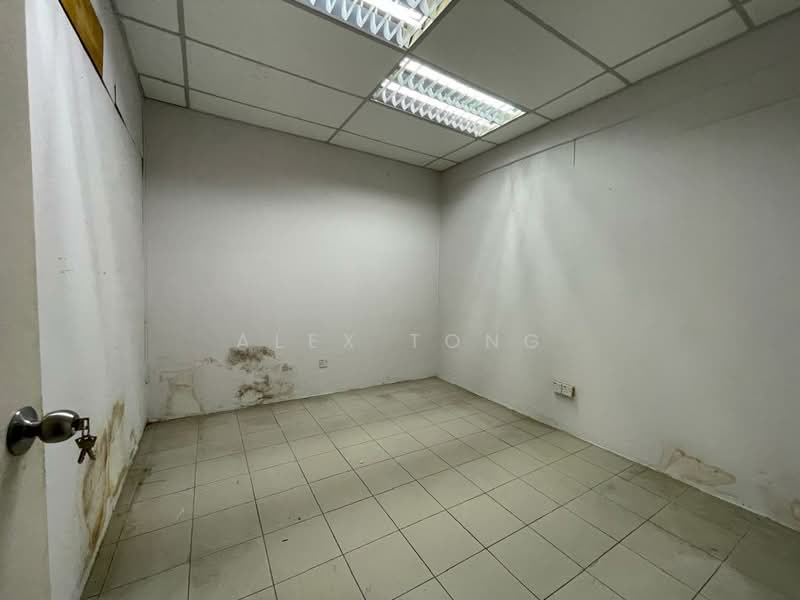Shop / Office for Rent in Seksyen 17 (Petaling Jaya) - Alex Tong - Interior - PropertyGuru.com.my