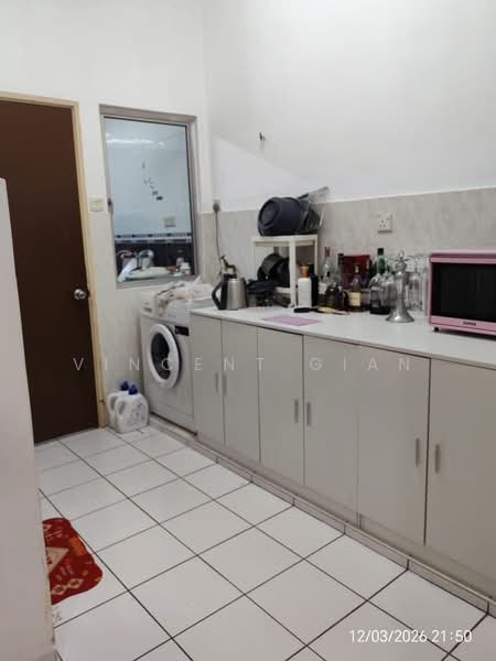 Taman Setia Indah untuk Untuk Dijual - RM 668,000, Mac 2026 - Kitchen - PropertyGuru.com.my