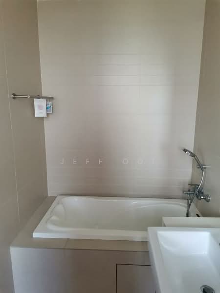 Condominium for Sale at Sri Putramas III / Royal Regent - Jeff Ooi - Bathroom - PropertyGuru.com.my