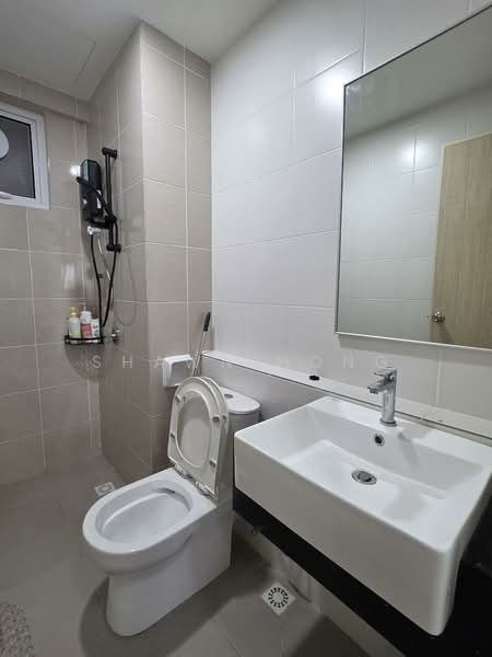 Condominium for Rent at Havana Beach Residences - Shawn Hong - Master Bedroom  - PropertyGuru.com.my