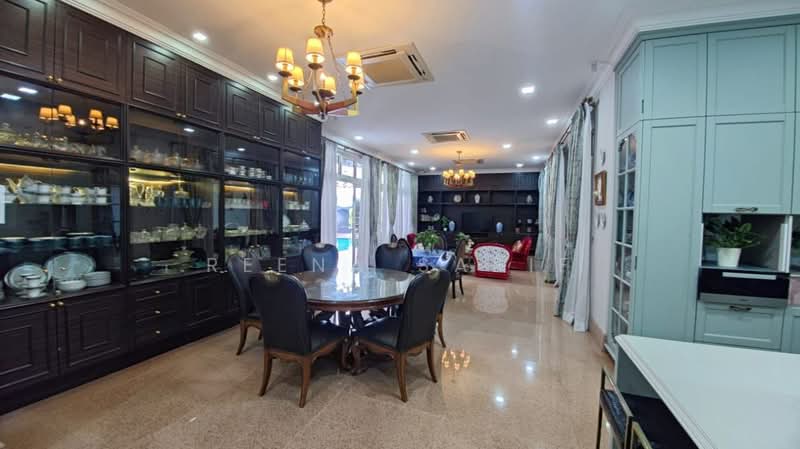 Bungalow for Sale in Shah Alam (Selangor) - Reena Sarif - Dining Room - PropertyGuru.com.my