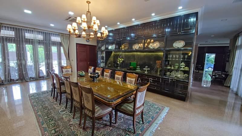 Bungalow for Sale in Shah Alam (Selangor) - Reena Sarif - Dining Room - PropertyGuru.com.my