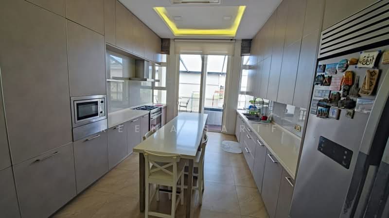 Bungalow for Sale in Shah Alam (Selangor) - Reena Sarif - Kitchen - PropertyGuru.com.my
