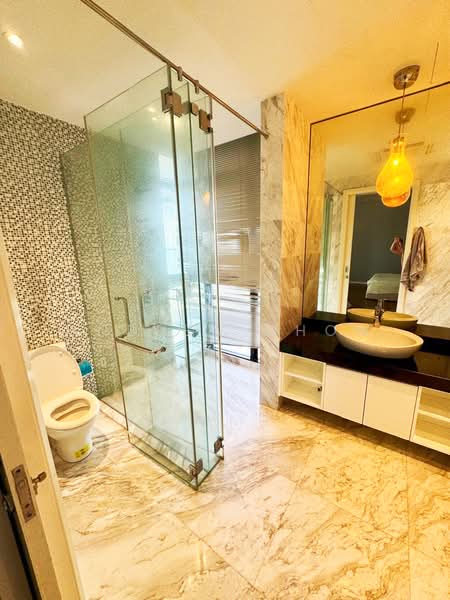 Setia V Residences untuk Untuk Disewa - RM 4,700 /bulan, Apr 2026 - Bathroom - PropertyGuru.com.my