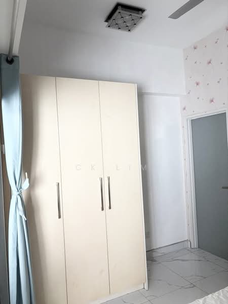 Tropez Residences untuk Untuk Disewa - RM 1,900 /bulan, Apr 2026 - Bedroom - PropertyGuru.com.my