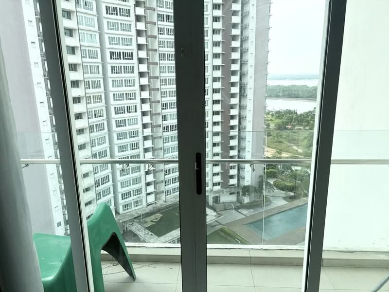 Tropez Residences untuk Untuk Disewa - RM 1,900 /bulan, Apr 2026 - Balcony - PropertyGuru.com.my