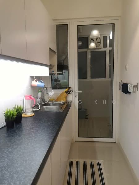 Condominium for Sale at Scenaria @ North Kiara Hills - Tad Seng Kho - Kitchen - PropertyGuru.com.my