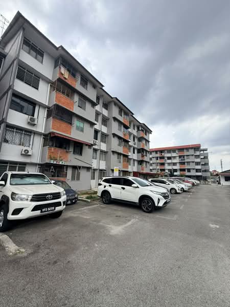 Rumah Pangsa Larkin untuk Untuk Dijual - RM 225,000, Mac 2026 - Exterior - PropertyGuru.com.my