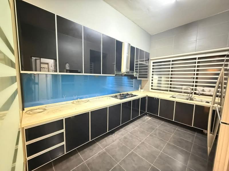 Taman Seri Austin untuk Untuk Dijual - RM 758,000, Mac 2026 - Kitchen - PropertyGuru.com.my