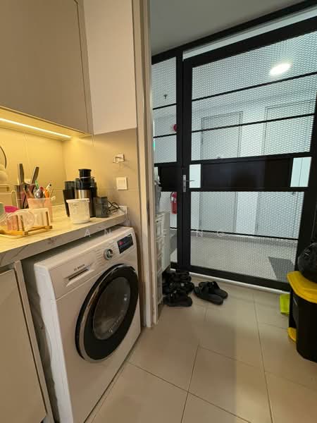Service Residence for Rent at Sunsuria Forum - Angie Ng - Entrance - PropertyGuru.com.my