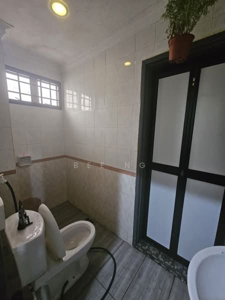 2-storey Terraced House for Sale in Taman Seri Orkid (Skudai) - Bee Ng - Bathroom - PropertyGuru.com.my