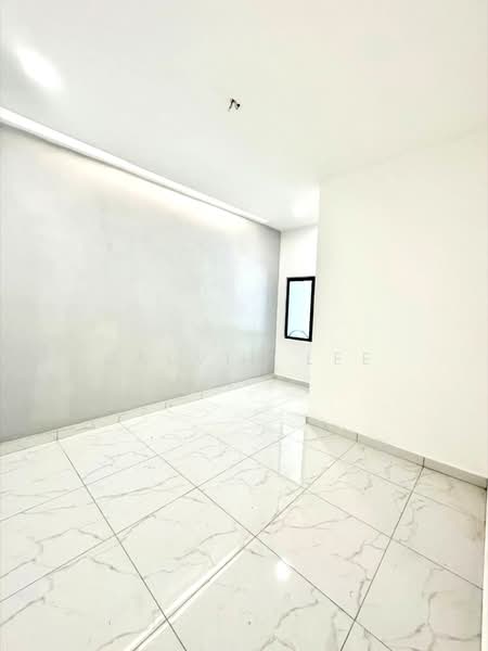 1.5-storey Terraced House for Sale in Taman Rinting (Masai) - Calvin Lee - PropertyGuru.com.my