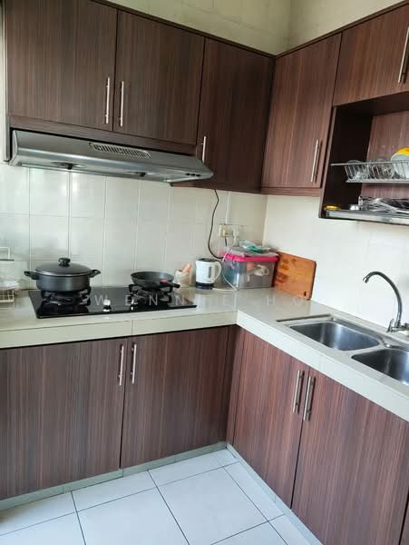 Casa Tiara Serviced Apartment untuk Untuk Disewa - RM 2,200 /bulan, Mac 2026 - Kitchen - PropertyGuru.com.my