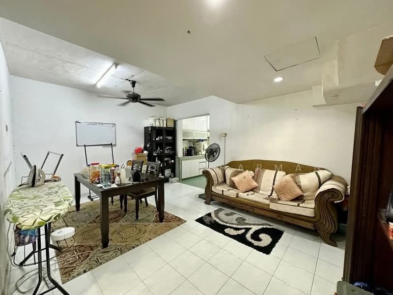 2-storey Terraced House for Sale in SS3 (Petaling Jaya) - Thoriq Suparman - Living Room - PropertyGuru.com.my