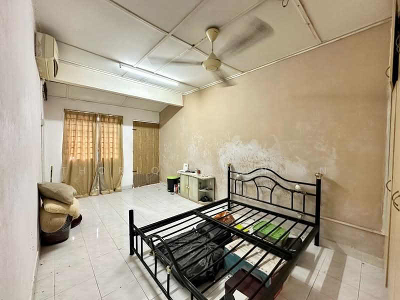 2-storey Terraced House for Sale in SS3 (Petaling Jaya) - Thoriq Suparman - Bedroom - PropertyGuru.com.my