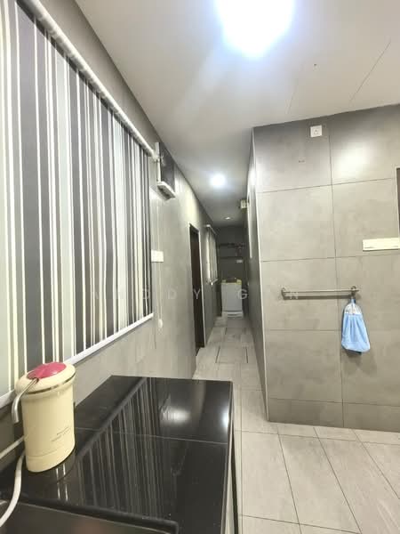 2.5-storey Terraced House for Sale in Bandar Bukit Tinggi 2 (Klang) - Anddy Gan - Corridor - PropertyGuru.com.my