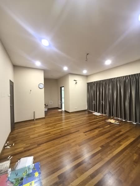2.5-storey Terraced House for Sale in Bandar Bukit Tinggi 2 (Klang) - Anddy Gan - Living Room - PropertyGuru.com.my