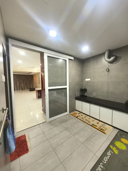 2.5-storey Terraced House for Sale in Bandar Bukit Tinggi 2 (Klang) - Anddy Gan - Living Room - PropertyGuru.com.my