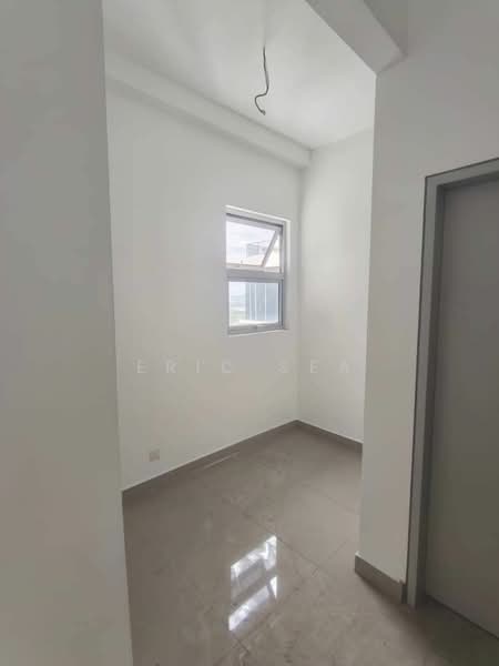 For Rent - SkyLake Residence