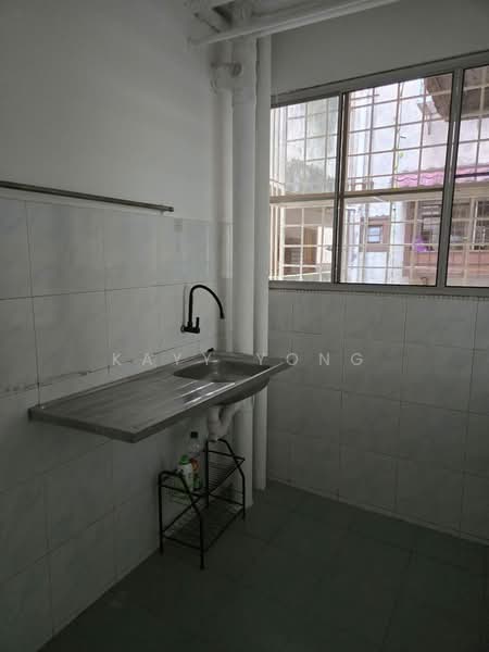 Flat for Sale at Desa Sri Puteri - KayY Yong - Kitchen - PropertyGuru.com.my